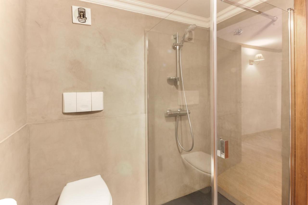 Les Grands Balcons - Newly Renovated - Rock Climbing, Trails, Tmb Near Apartment Les Houches Exterior photo